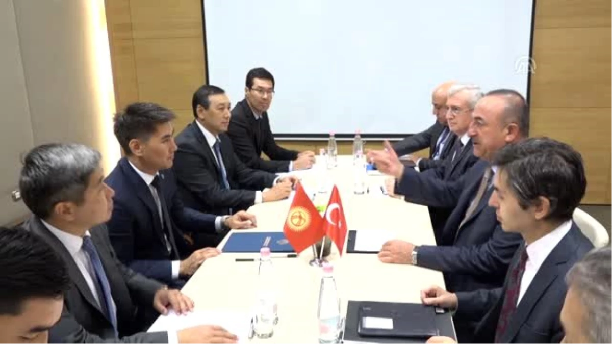Çavuşoğlu, Kırgızistan Dışişleri Bakanı Aydarbekov ile bir araya geldi