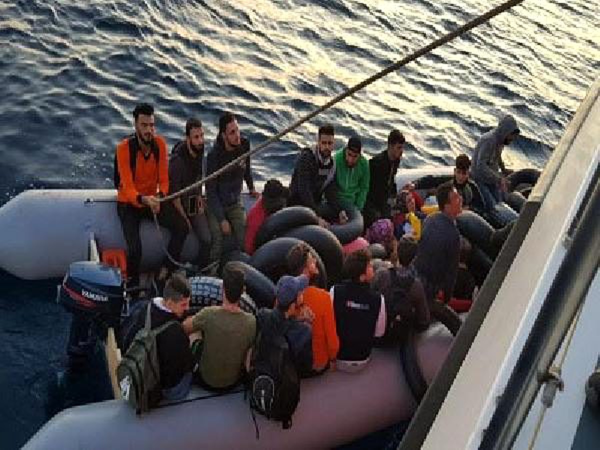 Didim açıklarında 31 kaçak göçmen yakalandı
