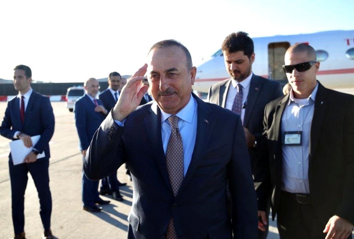 Dışişleri Bakanı Çavuşoğlu Macaristan\'da