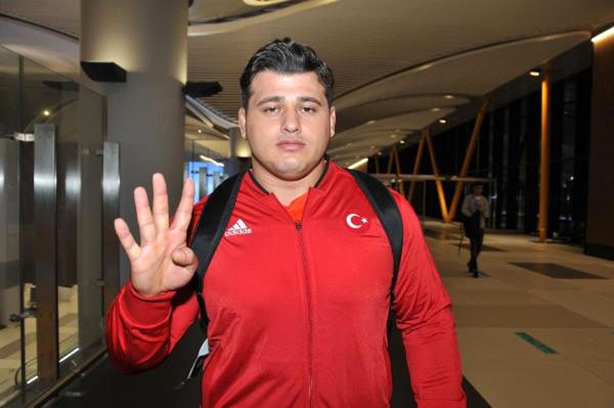 Dünya şampiyonu rıza kayaalp yurda döndü