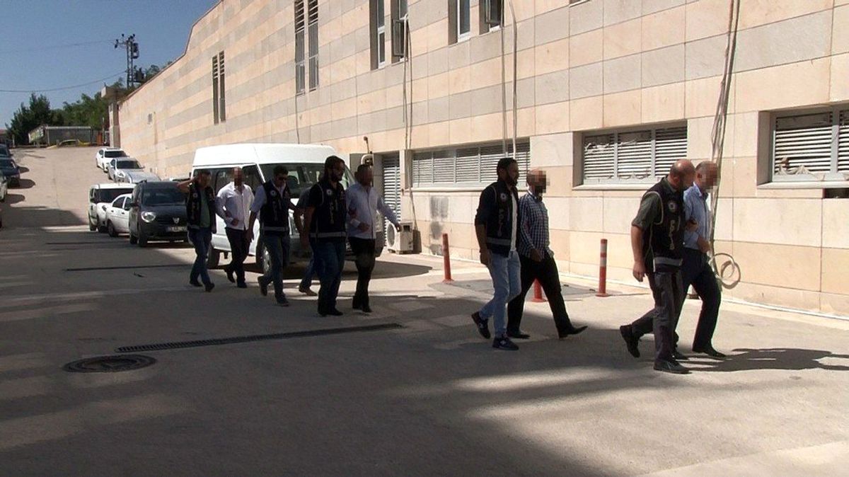 Elazığ\'da tefeci operasyonunda 6 şüpheli tutuklandı