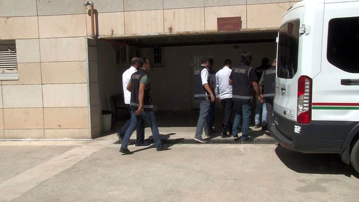Elazığ\'daki tefeci operasyonu: 5 şüpheli adliyeye sevk edildi