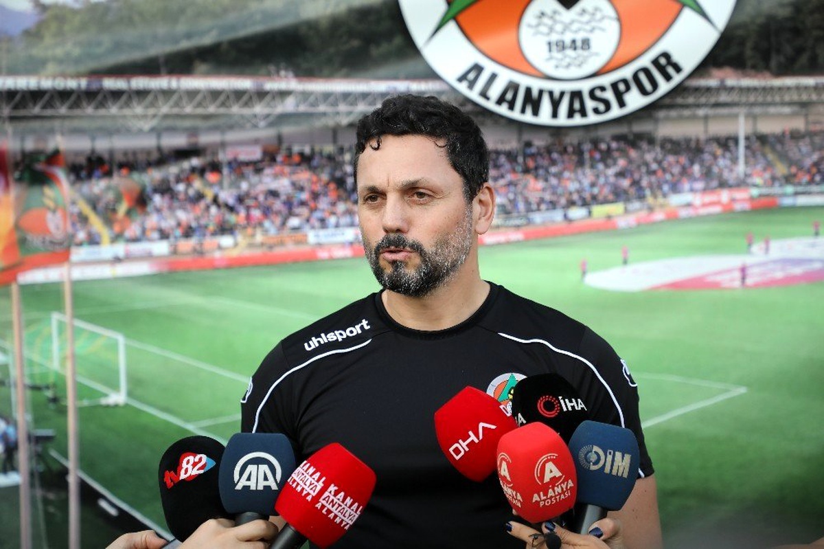 Erol Bulut: "Fenerbahçe maçında takımımız haklı yere 3 puan almıştır"
