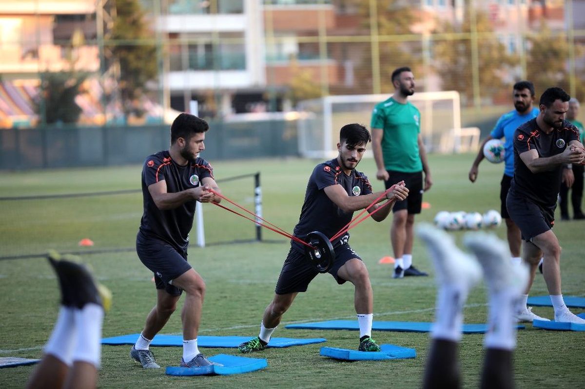 Erol Bulut: "Fenerbahçe maçında takımımız haklı yere 3 puan almıştır"