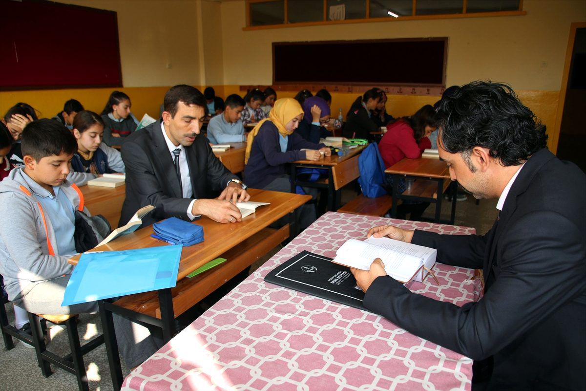 "Haydi Şarkışla Vakit Kitap Okuma Vakti"
