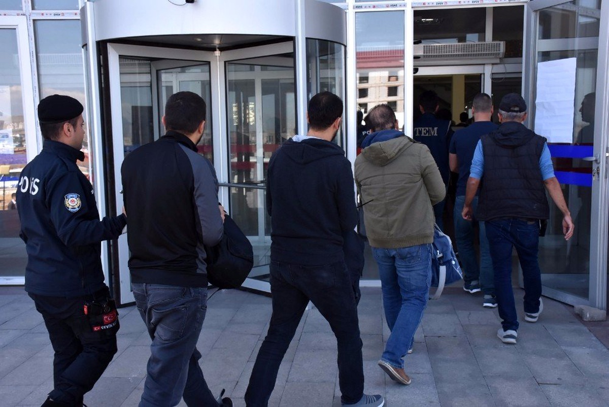Kars\'ta FETÖ\'den 1 kişi tutuklandı
