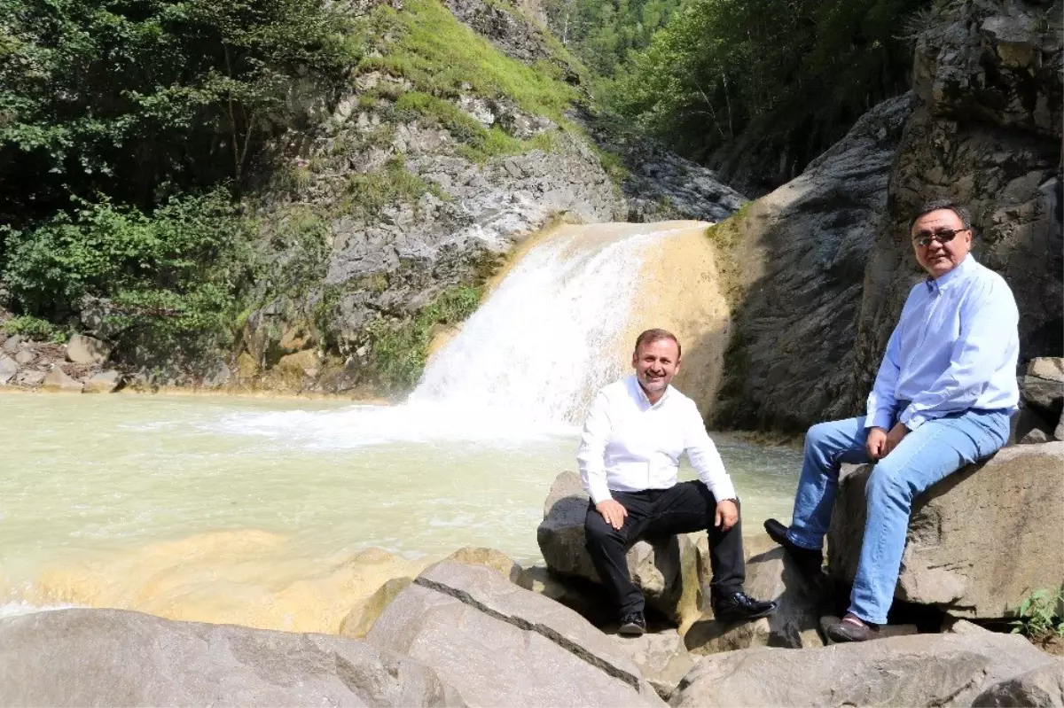 Kırgız Büyükelçi Ömüralıyev Giresun\'da stres attı