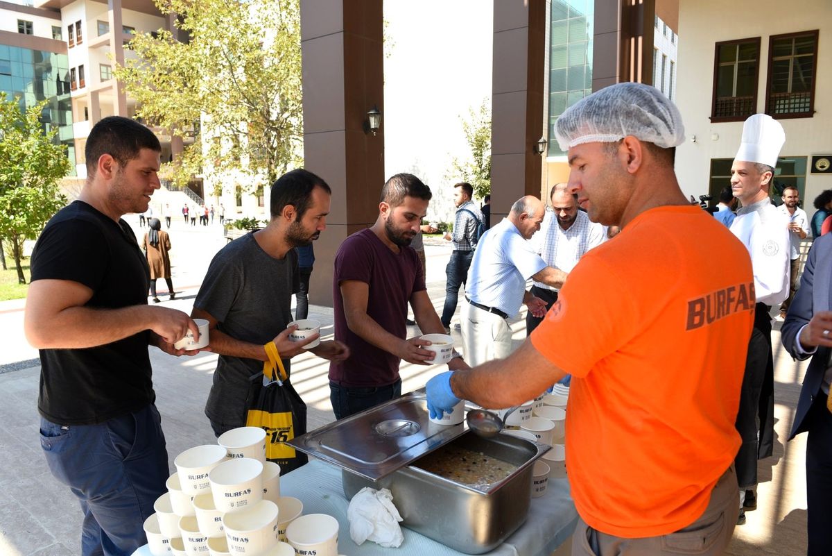 Öğrencilere \'Hoş geldin\' aşuresi