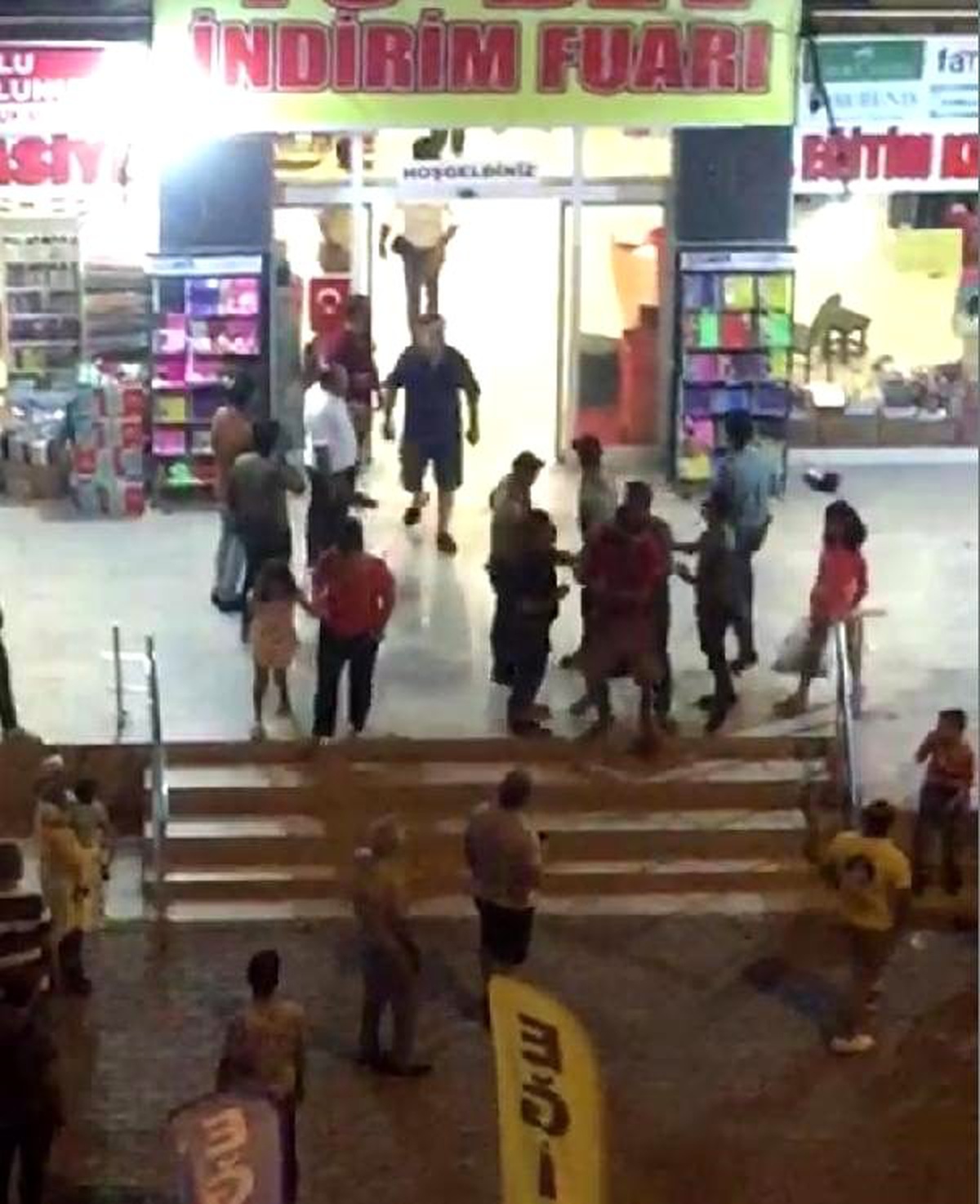 Osmaniye\'de bıçaklı kavga: 1 yaralı, 10 gözaltı
