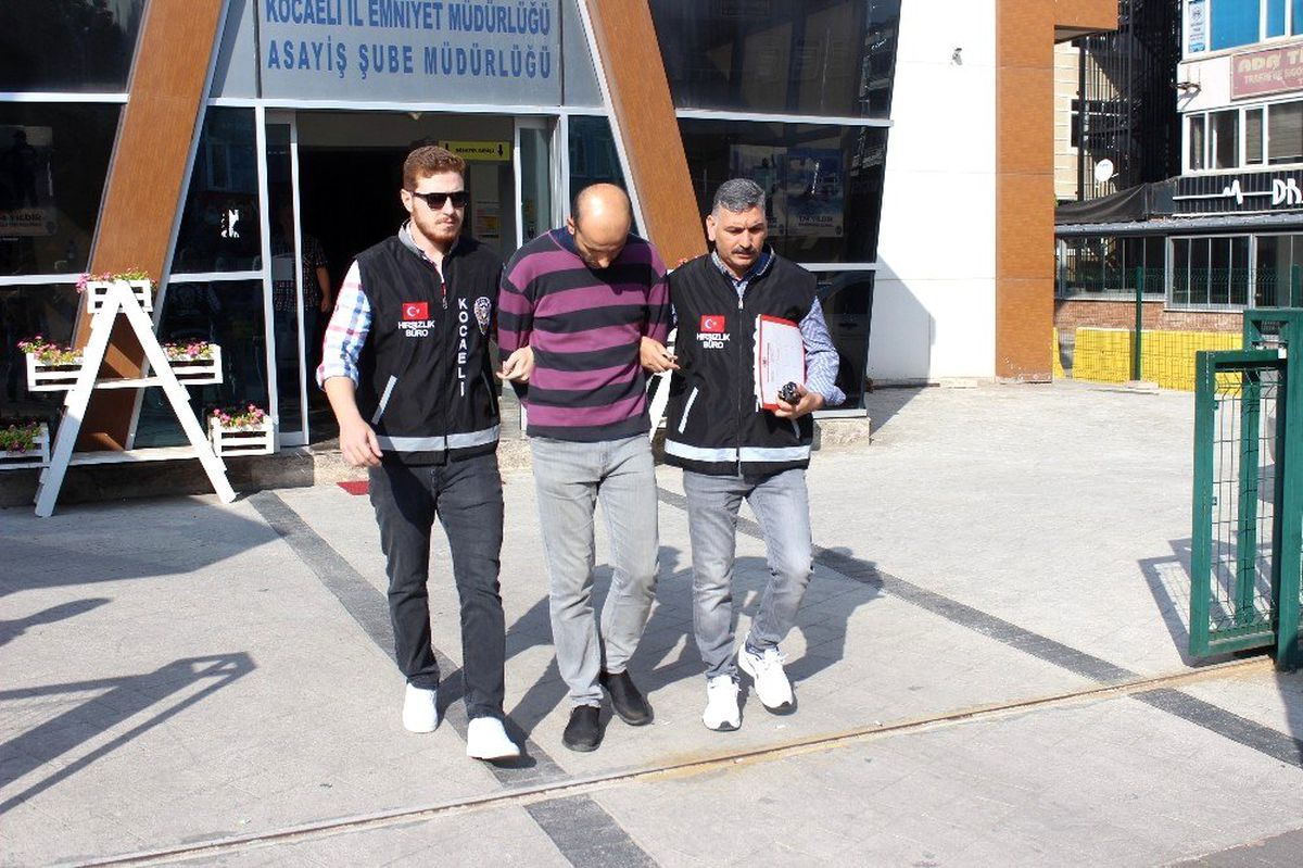 Park halindeki araçtan elektronik cihaz çalan hırsız tutuklandı