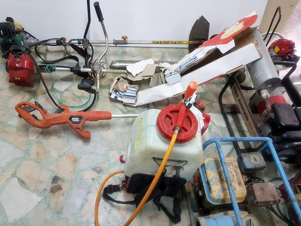 Tekirdağ\'da bağ evlerinden tarım makinesi hırsızlığı