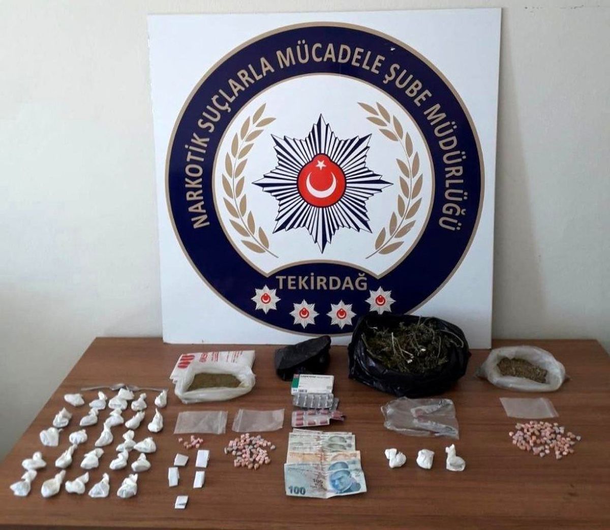 Tekirdağ\'da uyuşturucu operasyonu: 17 kişi yakalandı