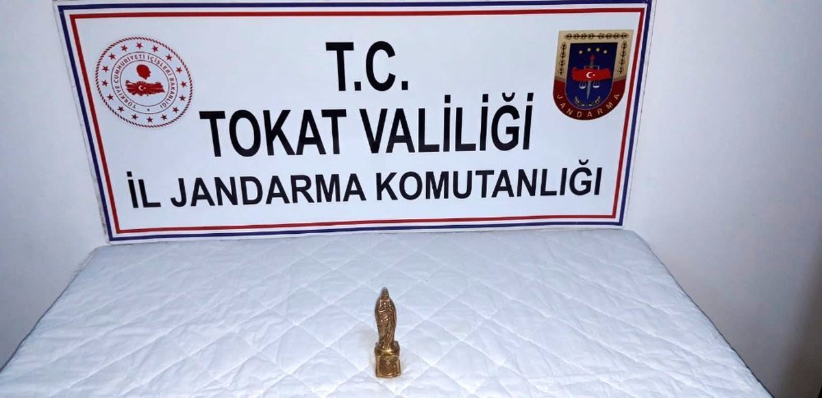 Tokat\'ta jandarmadan tarihi eser operasyonu