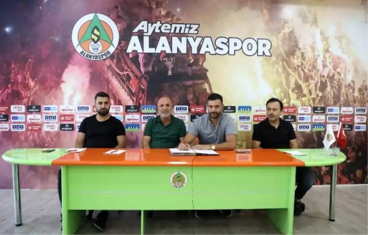 Alanyaspor\'un ilk çorap reklamı cleopatra ınk oldu