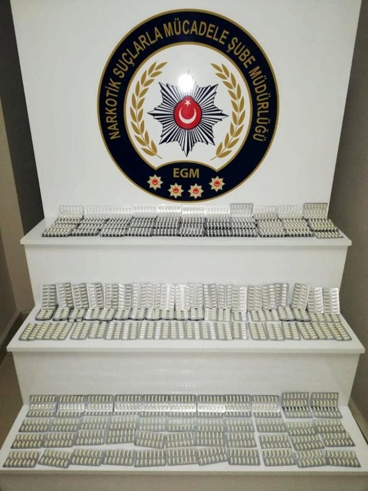 Balıkesir polisinden uyuşturucu operasyonu
