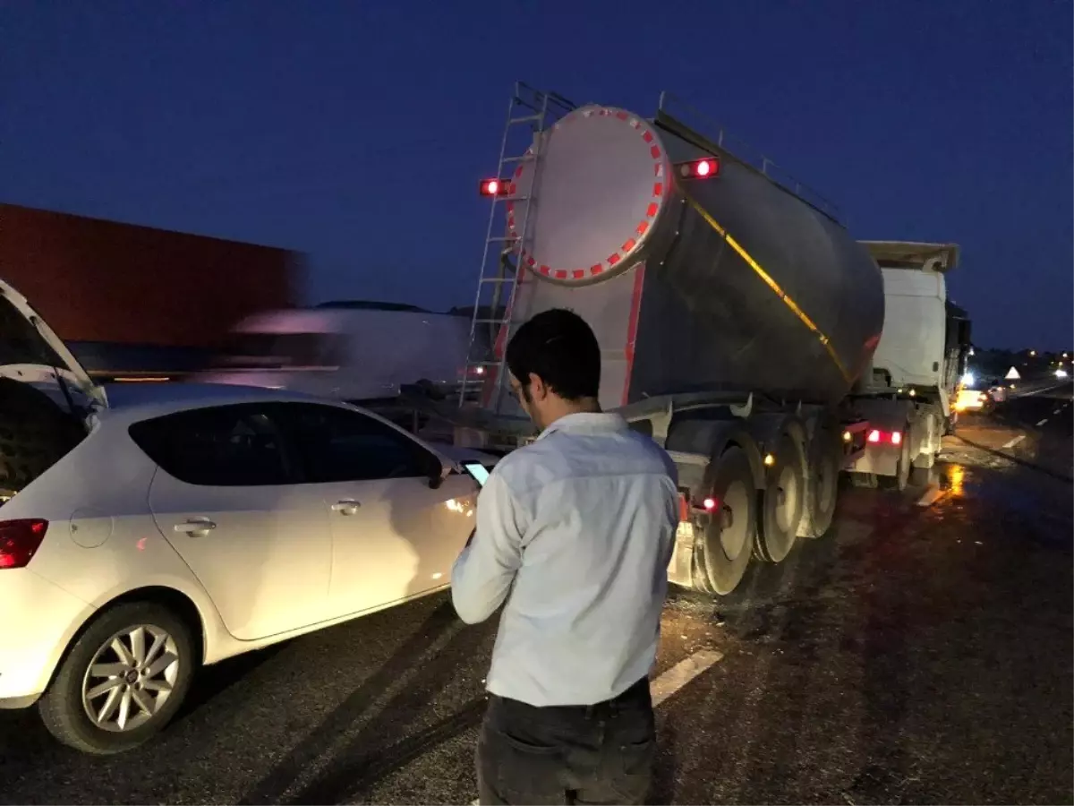 Bozüyük\'te zincirleme trafik kazası: 3 yaralı