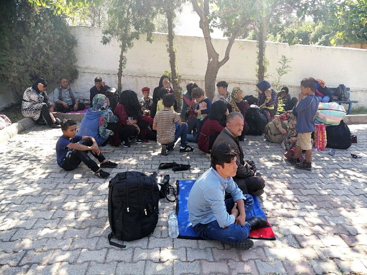 Çanakkale\'de 72 kaçak göçmen yakalandı