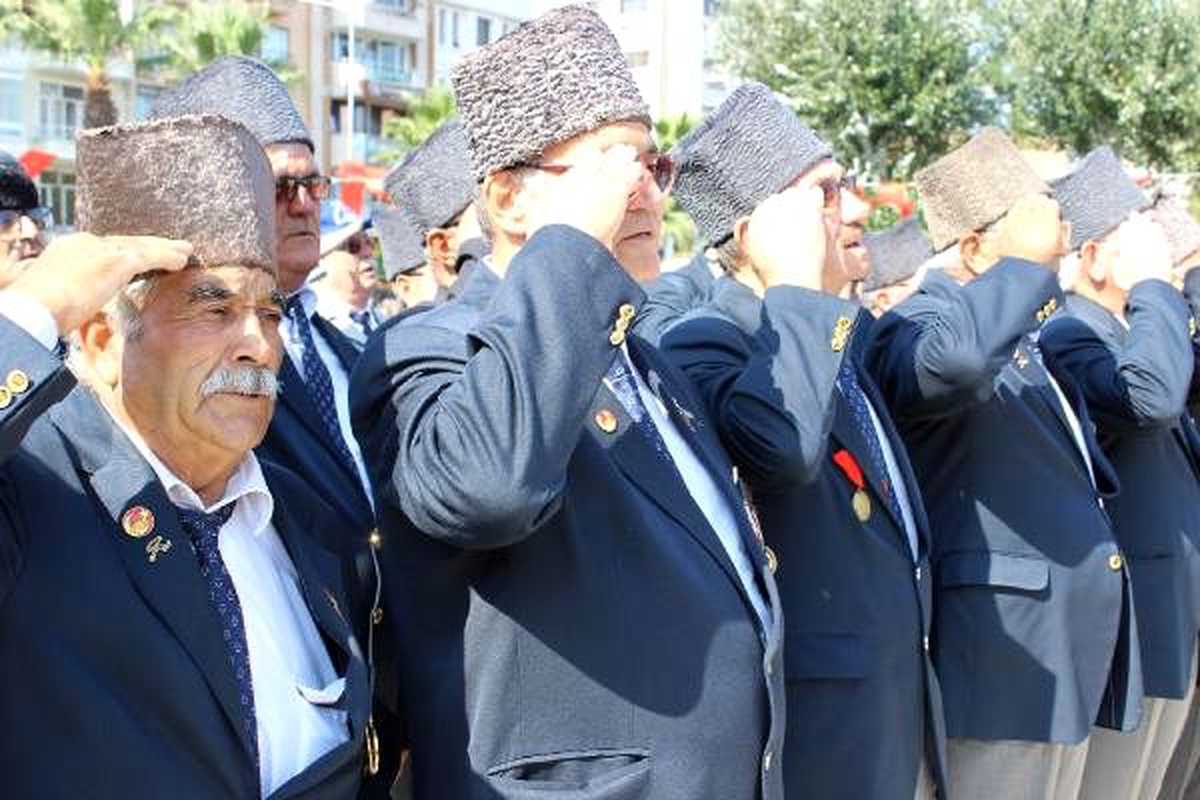 Çanakkale\'de \'gaziler günü\' kutlaması