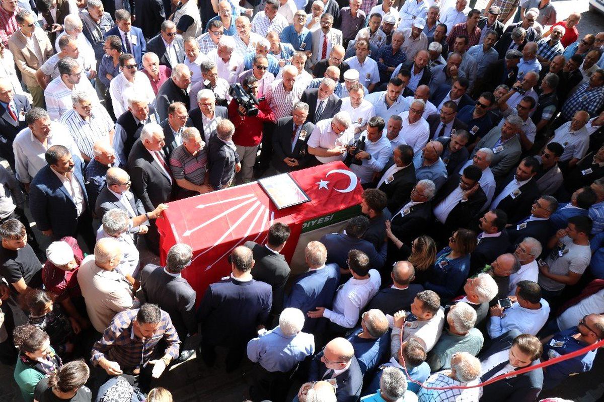 CHP Kırşehir eski İl Başkanı son yolculuğuna uğurlandı
