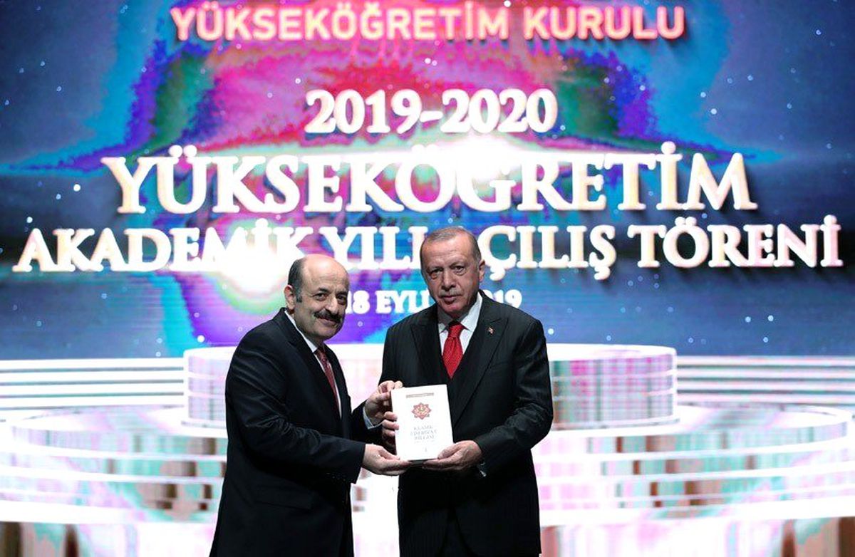 Cumhurbaşkanlığı Külliyesinde KBÜ\'nün başarısına övgü
