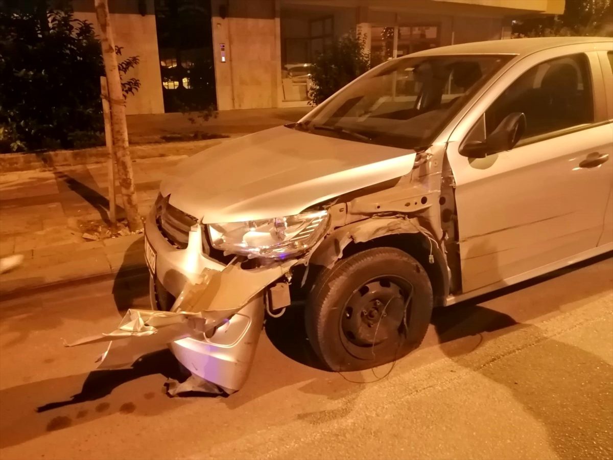 Denizli\'de 12 aracın karıştığı kaza anı kamerada