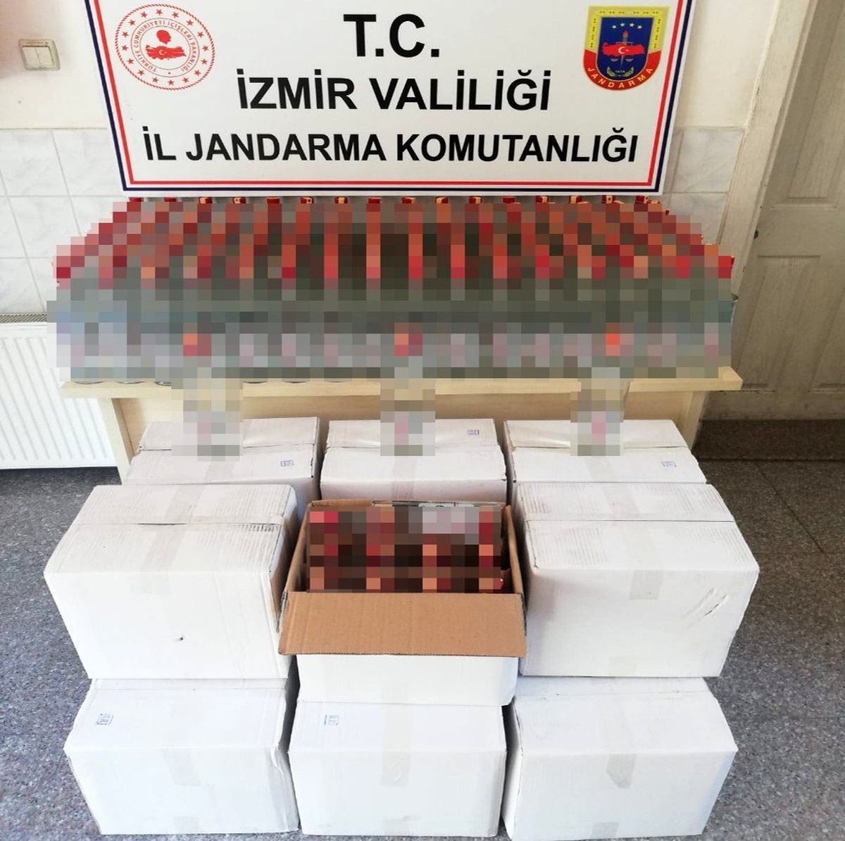 İzmir\'de sahte içki üreticilerine büyük darbe