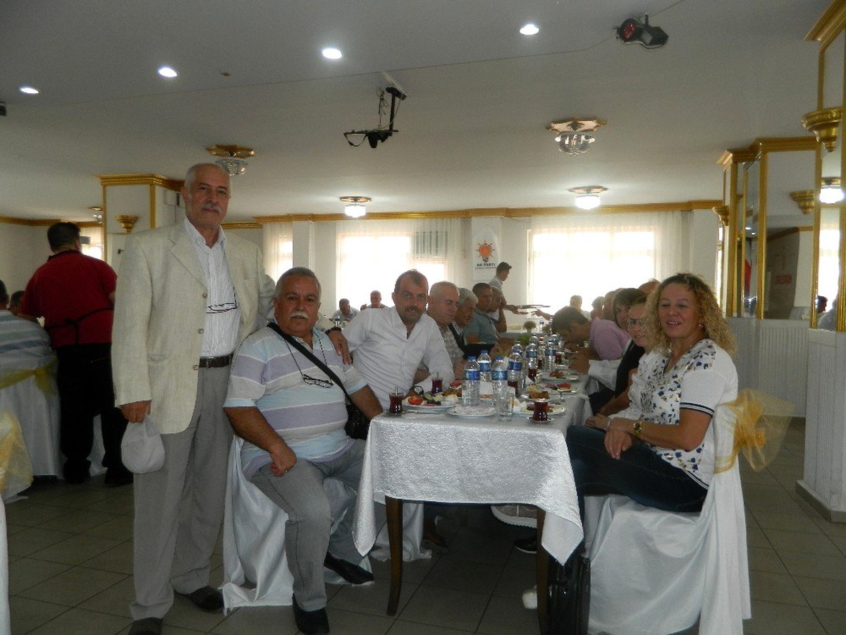 Lüleburgaz\'da AK Parti, muhtarlarla buluştu