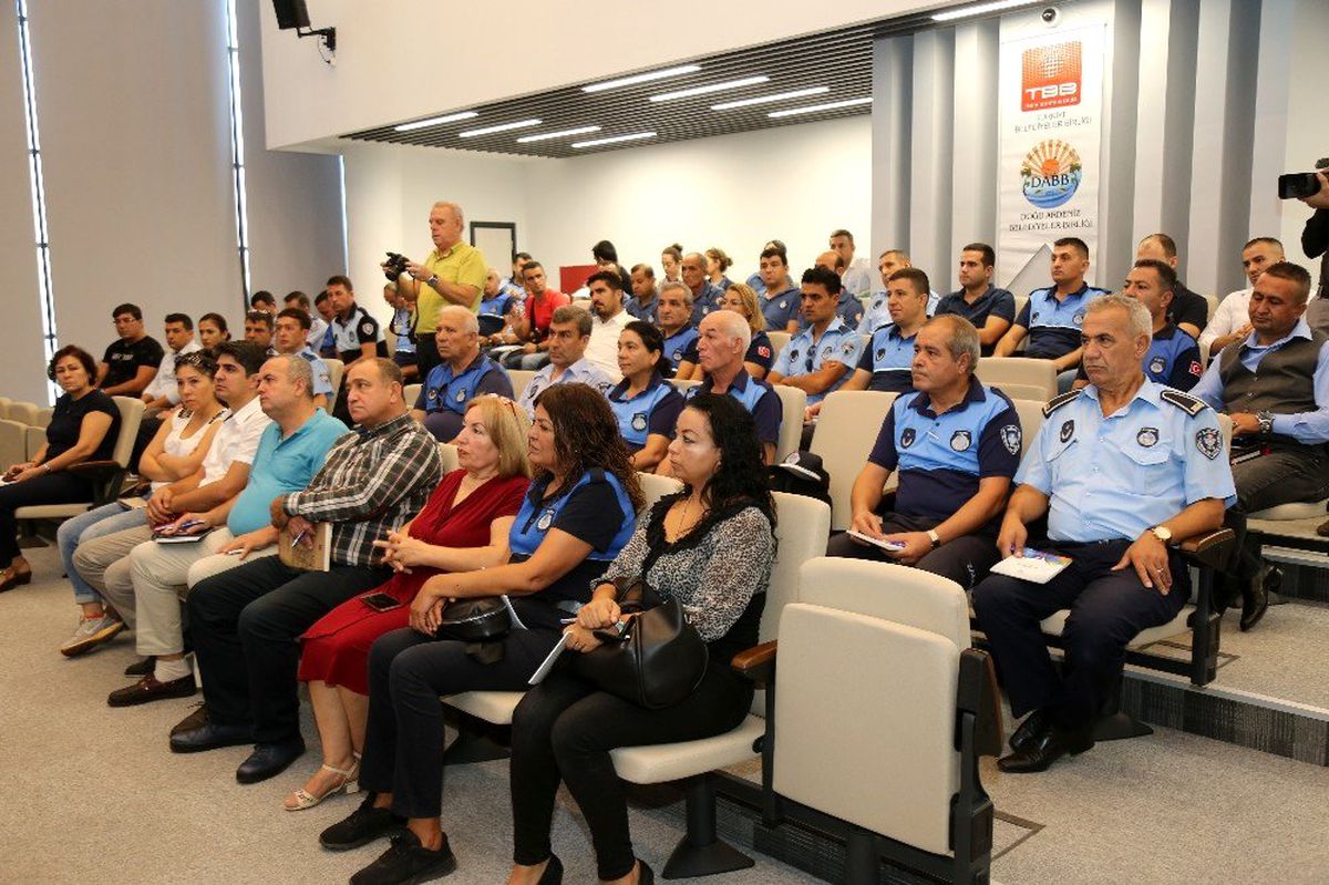 Mersin\'de zabıtalara ortak eğitim