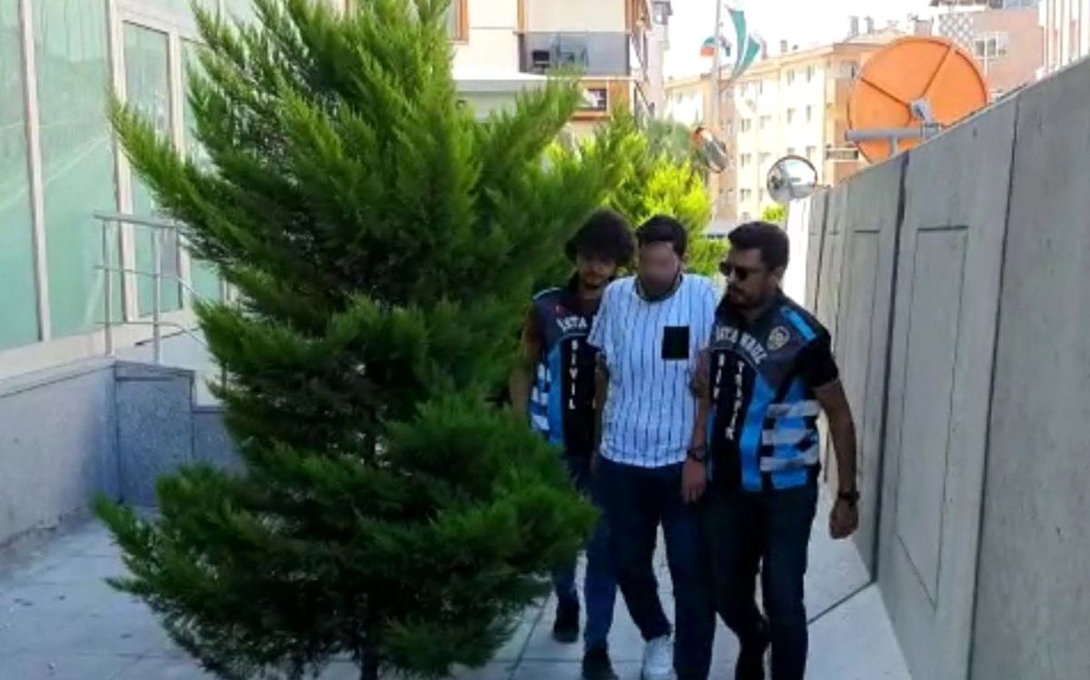 (Özel) İstanbul trafiğinde "slalom" yaparak terör estiren maganda yakalandı