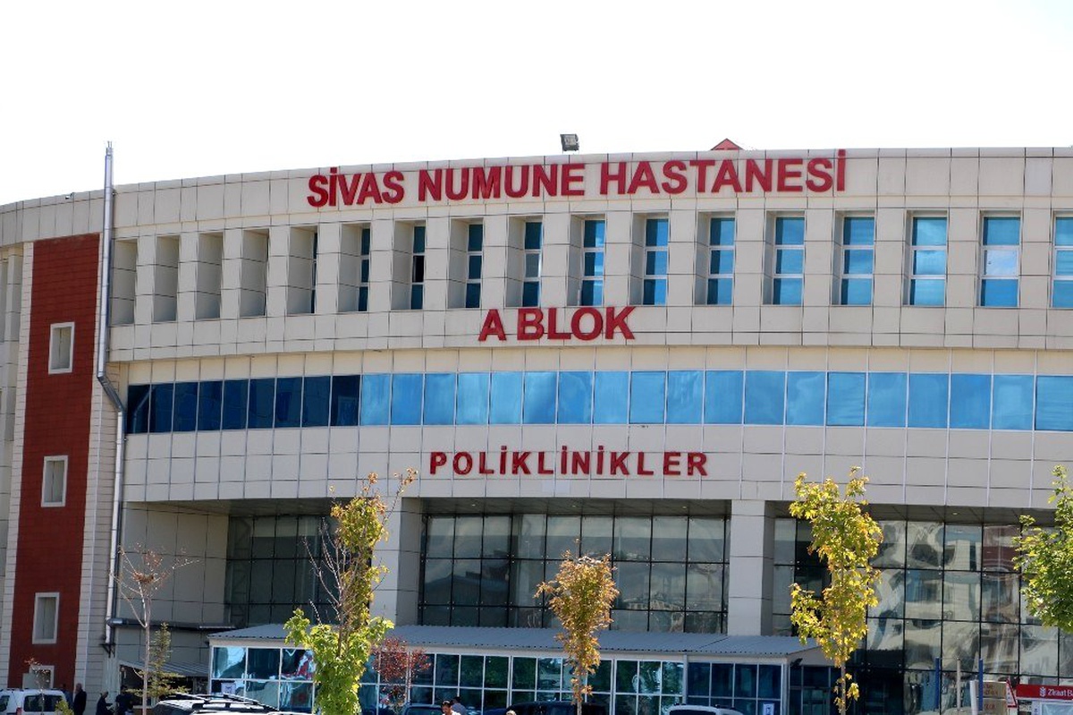 Sivas\'ta onkoloji servisi kapatılmıyor