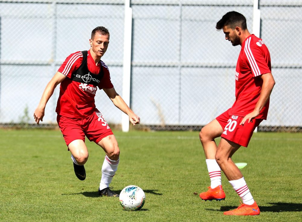 Sivasspor\'da Trabzonspor mesaisi devam ediyor
