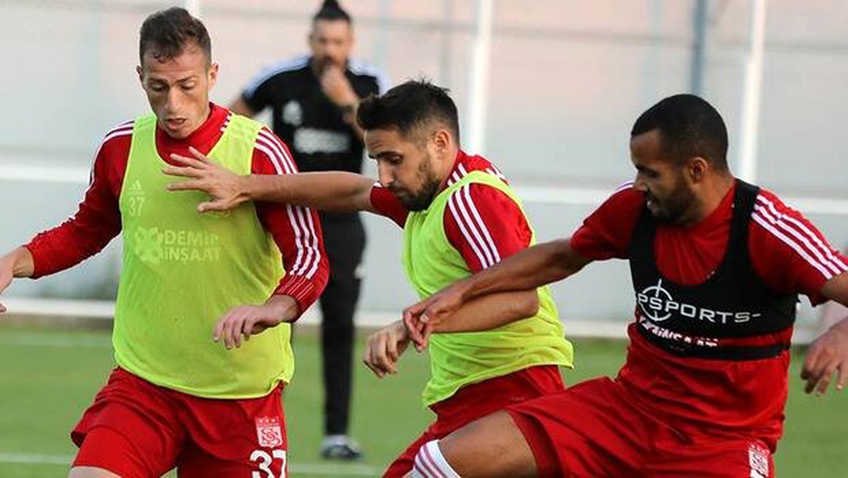 Sivasspor, Trabzonspor hazırlıklarını sürdürdü! 2 eksik...