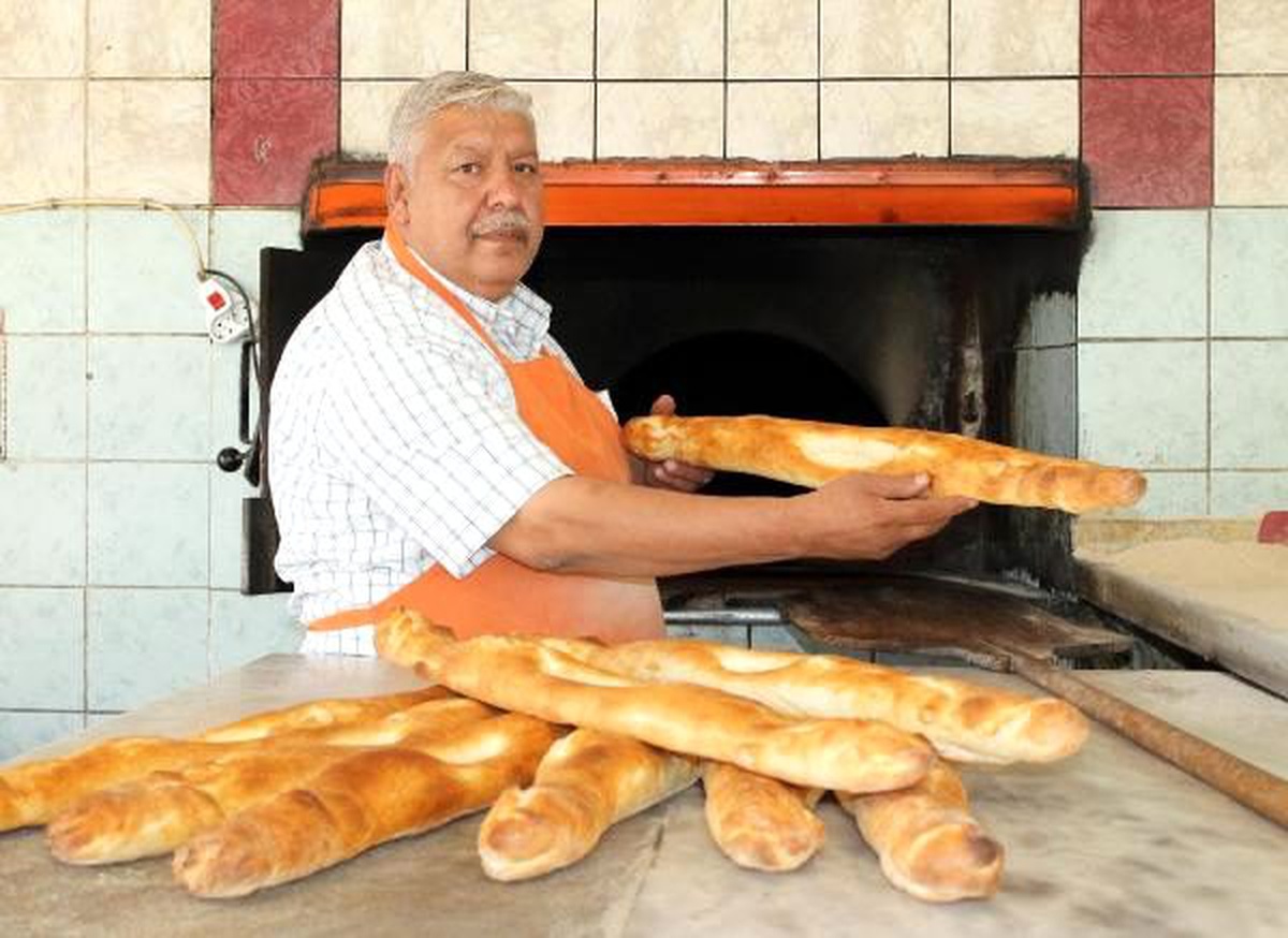 42 yıllık fırıncı yılın ahisi seçildi