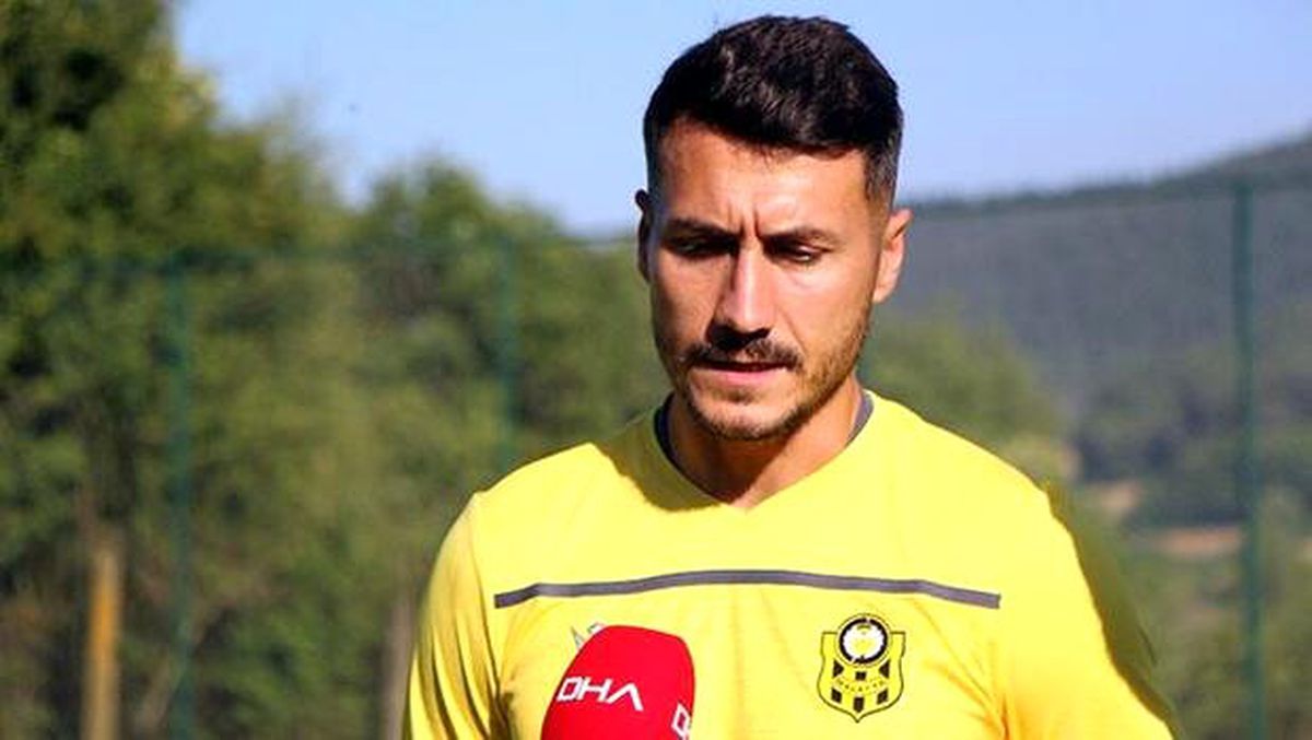 Adis Jahovic: "Galatasaray maçını kazanarak 3 puanı alacağız inşallah"