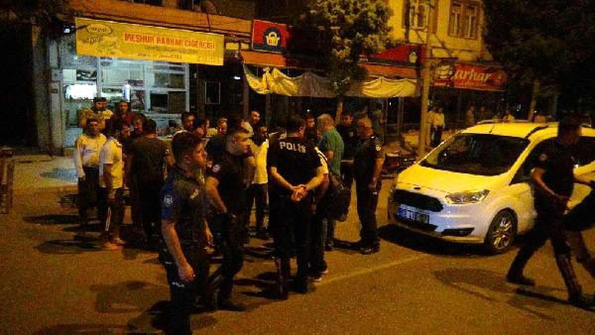Adıyaman\'da iki grup arasında taşlı-sopalı kavga: 2 yaralı, 5 gözaltı