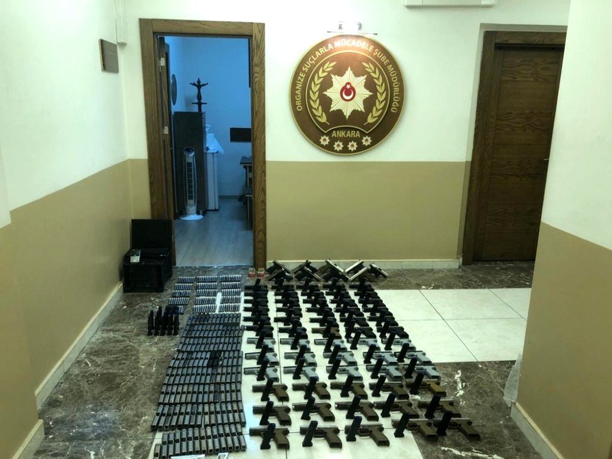 Ankara Emniyeti\'nden kaçak silah atölyesine baskın