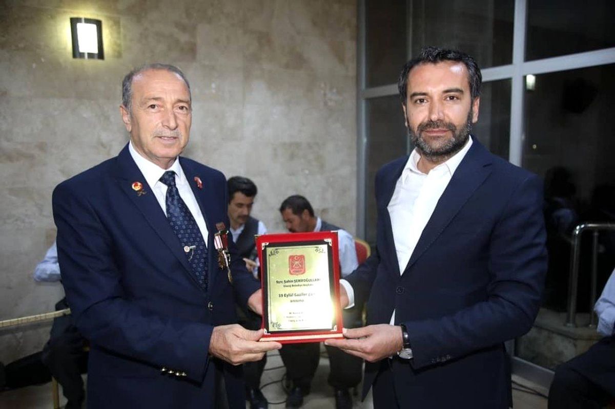Başkan Şerifoğulları, gazi ve aileleriyle bir araya geldi