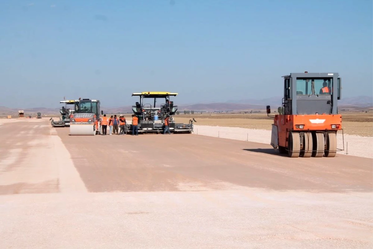 Bayburt- Gümüşhane Havalimanı 2020\'de tamamlanacak