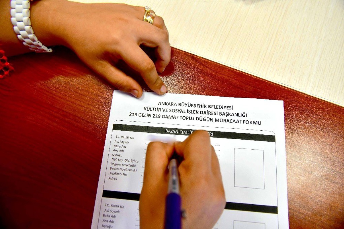 Büyükşehir Belediyesi toplu nikah töreni için başvuru kayıtları devam ediyor