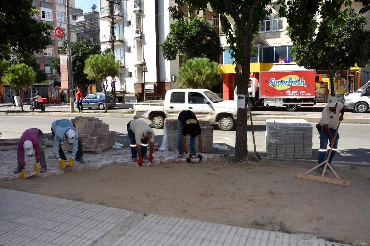 Ceyhan Belediyesi 7/24 çalışıyor