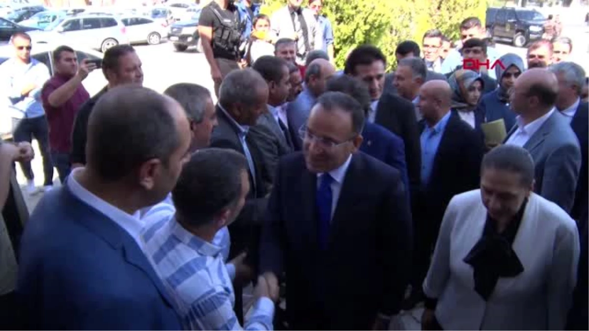 Cumhurbaşkanı erdoğan, husumetli aileleri barıştırdı, \'barış\' yemeğine telefonla bağlandı
