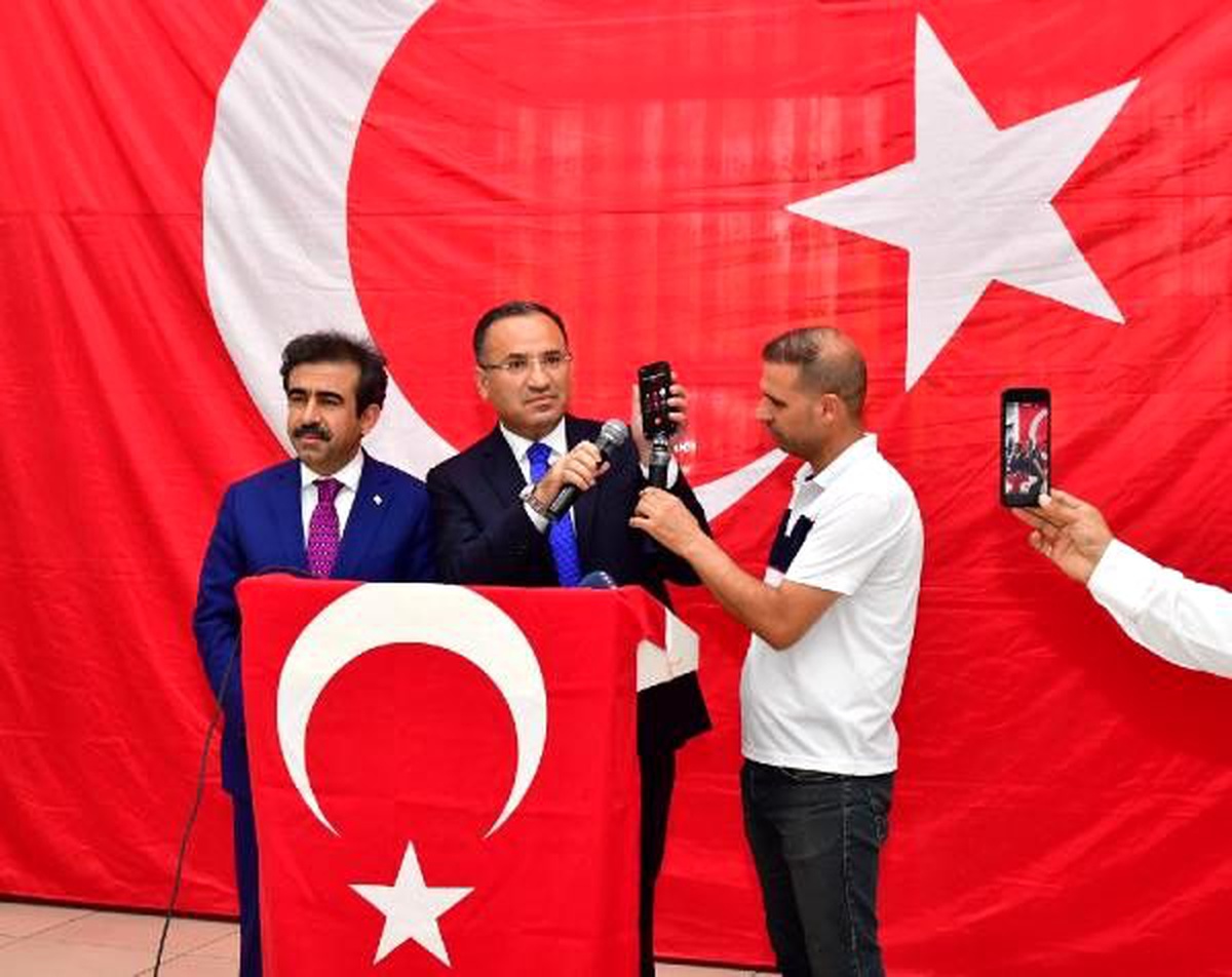 Cumhurbaşkanı erdoğan, husumetli ailelerin \'barış\' yemeğine telefonla bağlandı