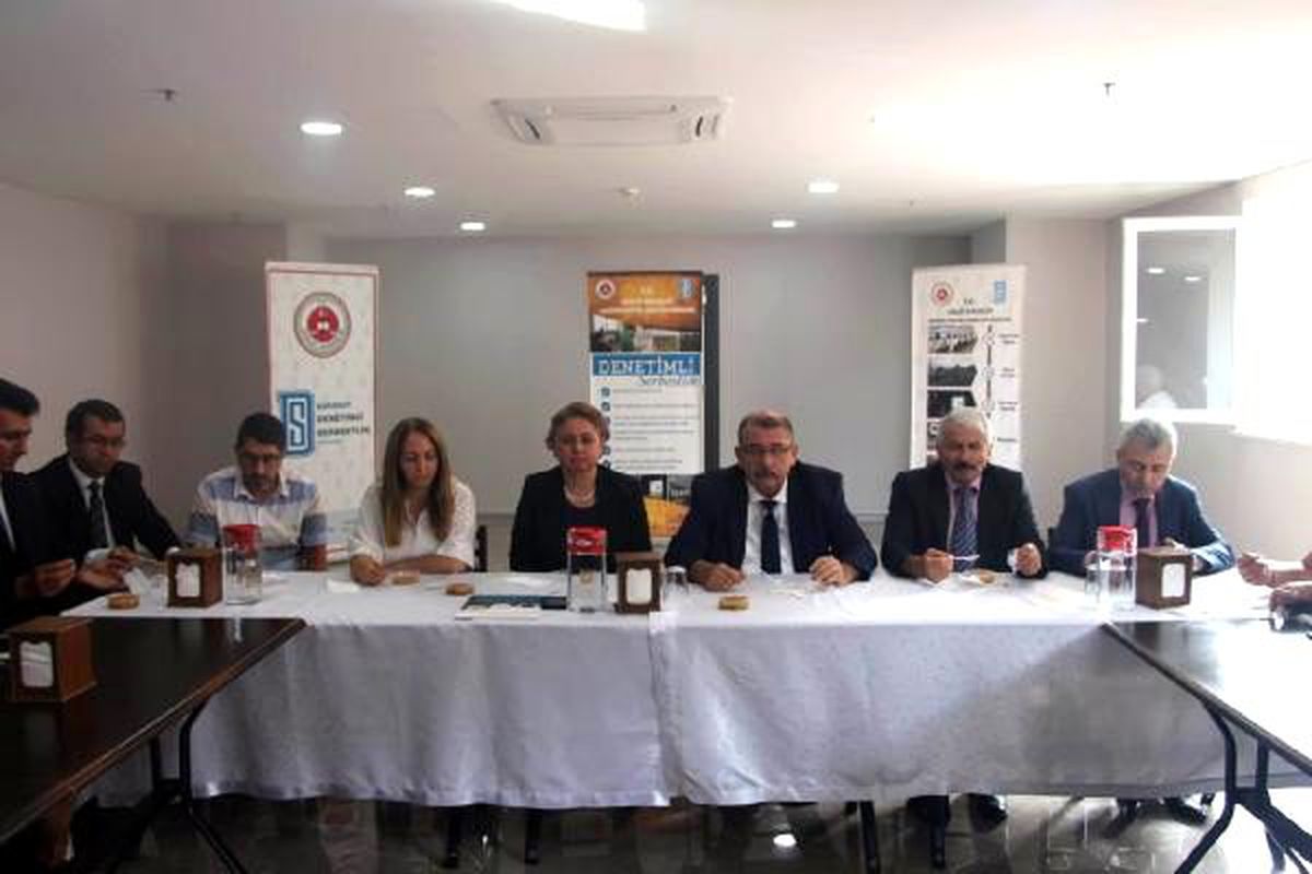 Denetimli serbestlik hükümlülerine aşure