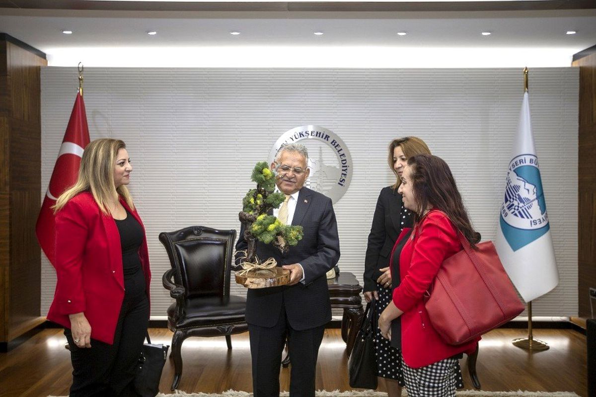 Doktor Başkan\'dan \'Alzheimer\' uyarısı