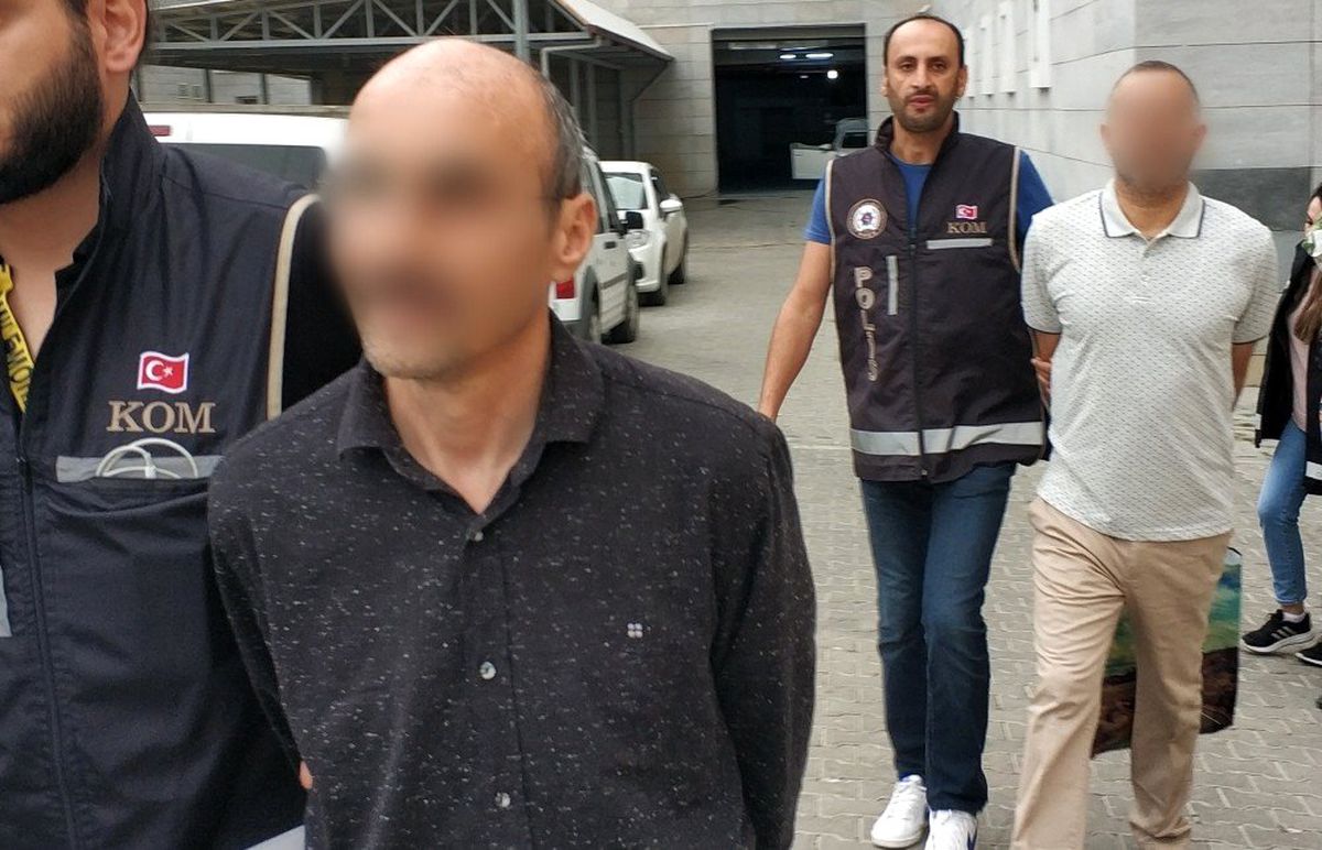 FETÖ\'nün yurt dışından gelen paralarını örgüt üyelerinin ailelerine ulaştıran 2 kişi tutuklandı