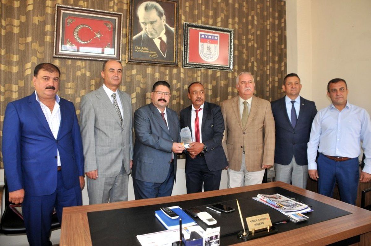Hem Ahi, hem de ayın şoförü Ayhan İpekçi\'ye ödül