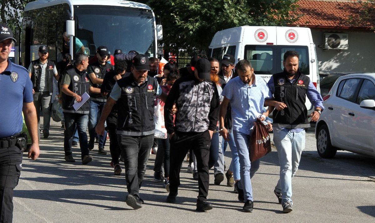 Isparta\'daki eş zamanlı \'zehir\' operasyonunda 10 tutuklama