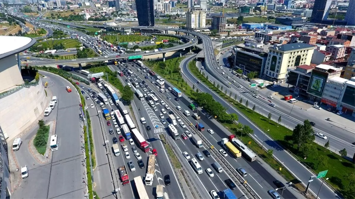 İstanbul\'da Pazar günü bu yollar kapalı olacak