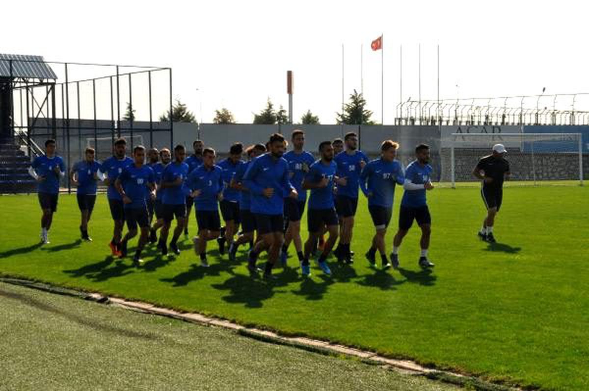 Karacabey belediyespor, nevşehir\'e bilendi