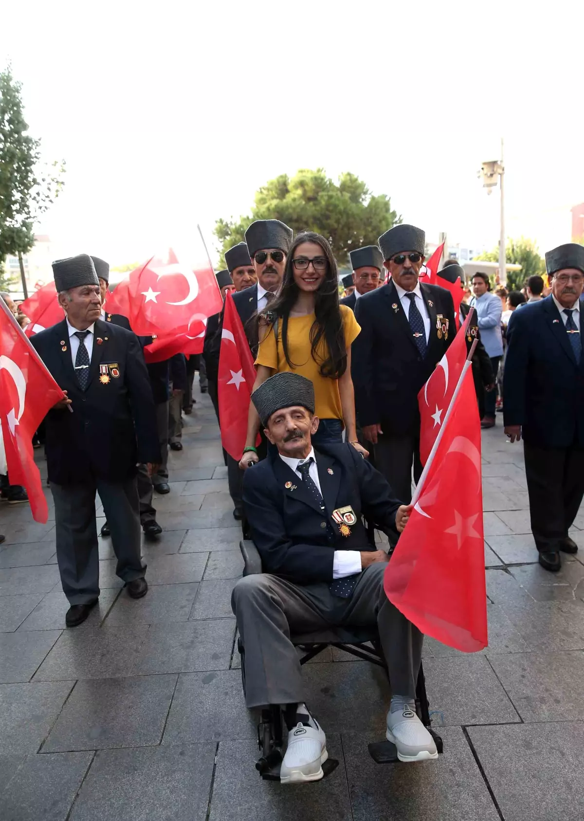 Karşıyaka\'da \'Gaziler Günü\' kutlandı